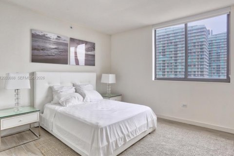 Condo in Miami, Florida, 2 bedrooms  № 2077956 - photo 5
