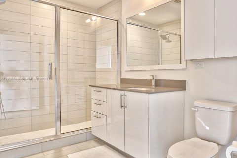 Condo in Miami, Florida, 2 bedrooms  № 2077956 - photo 8