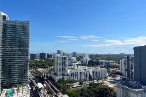 Condo in Miami, Florida, 2 bedrooms  № 2077956 - photo 10