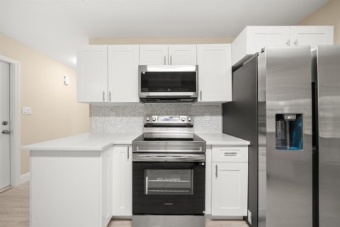 Villa ou maison à vendre à Sebring, Floride: 2 chambres, 148.83 m2 № 2181671 - photo 5