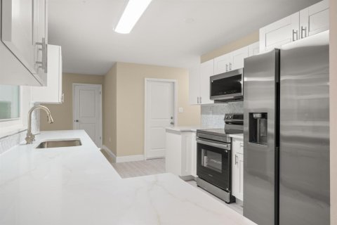 Villa ou maison à vendre à Sebring, Floride: 2 chambres, 148.83 m2 № 2181671 - photo 8