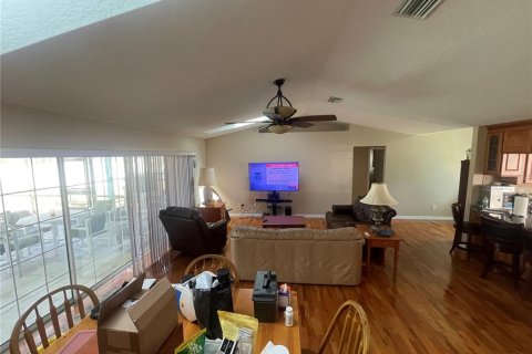 Casa en venta en Flagler Beach, Florida, 3 dormitorios, 170.2 m2 № 1658359 - foto 2