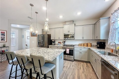 Купить виллу или дом в Гроувленд, Флорида 8 комнат, 145.67м2, № 1909800 - фото 9