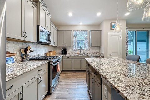 Купить виллу или дом в Гроувленд, Флорида 8 комнат, 145.67м2, № 1909800 - фото 12
