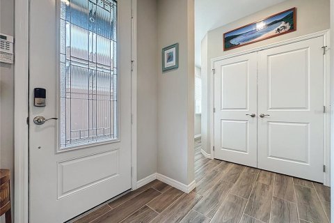 Купить виллу или дом в Гроувленд, Флорида 8 комнат, 145.67м2, № 1909800 - фото 5