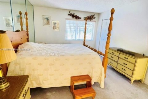 Condo in Greenacres, Florida, 2 bedrooms  № 1790637 - photo 20