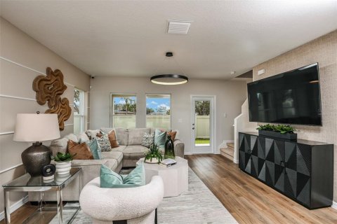 Townhouse in Haines City, Florida 4 bedrooms, 173.36 sq.m. № 1873161 - photo 7