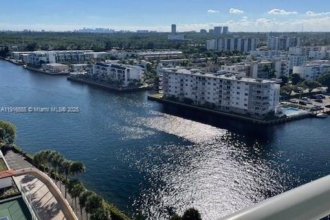 Copropriété à vendre à Sunny Isles Beach, Floride: 1 chambre, 102.56 m2 № 2062038 - photo 15