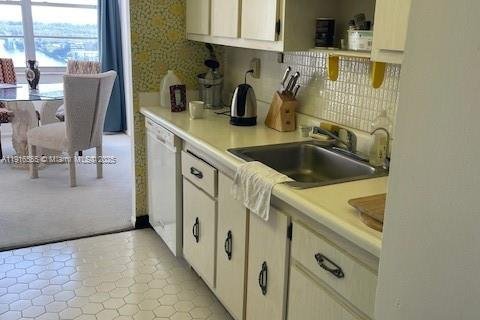 Copropriété à vendre à Sunny Isles Beach, Floride: 1 chambre, 102.56 m2 № 2062038 - photo 25