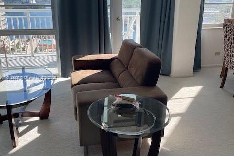 Copropriété à vendre à Sunny Isles Beach, Floride: 1 chambre, 102.56 m2 № 2062038 - photo 21