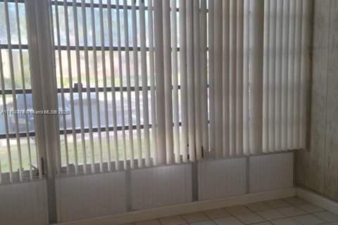 Copropriété à vendre à North Lauderdale, Floride: 1 chambre, 75.25 m2 № 1935505 - photo 16