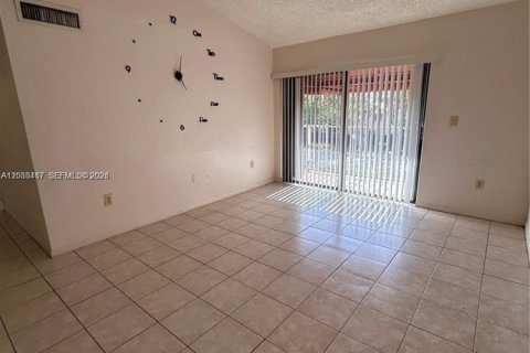 Condo à Miami, Floride, 2 chambres  № 2289148