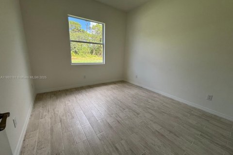 Снять в аренду виллу или дом в Лихай-Эйкерс, Флорида 4 спальни, № 1946356 - фото 17