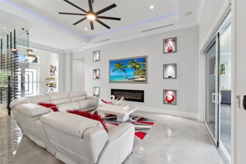 Casa en venta en Naples, Florida, 3 dormitorios, 238.29 m2 № 1706785 - foto 11