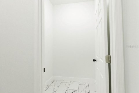 Casa en venta en Apopka, Florida, 3 dormitorios, 189.43 m2 № 2157785 - foto 23