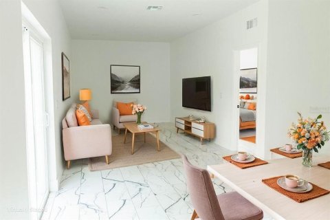 Casa en venta en Apopka, Florida, 3 dormitorios, 189.43 m2 № 2157785 - foto 10