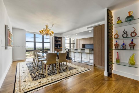 Copropriété à vendre à Miami Beach, Floride: 3 chambres, 266.44 m2 № 1950154 - photo 11