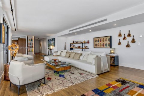Copropriété à vendre à Miami Beach, Floride: 3 chambres, 266.44 m2 № 1950154 - photo 2
