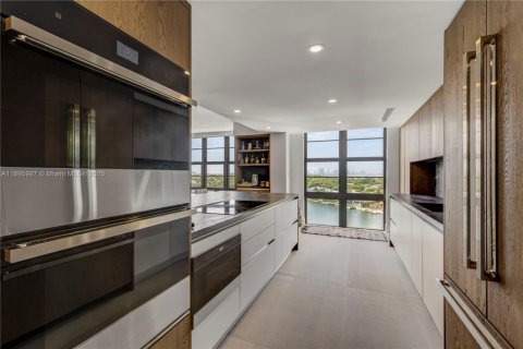 Copropriété à vendre à Miami Beach, Floride: 3 chambres, 266.44 m2 № 1950154 - photo 14