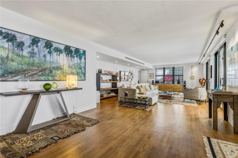 Copropriété à vendre à Miami Beach, Floride: 3 chambres, 266.44 m2 № 1950154 - photo 1