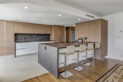 Copropriété à vendre à Miami Beach, Floride: 3 chambres, 266.44 m2 № 1950154 - photo 6