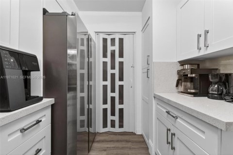 Купить кондоминиум в Мирамар, Флорида 3 спальни, 104.52м2, № 2032635 - фото 14