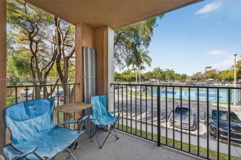 Купить кондоминиум в Мирамар, Флорида 3 спальни, 104.52м2, № 2032635 - фото 10