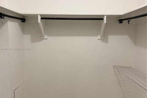 Снять в аренду кондоминиум в Майами, Флорида 53.88м2, № 2003746 - фото 5