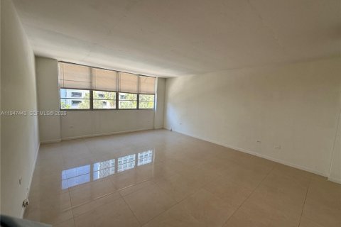 Снять в аренду кондоминиум в Майами, Флорида 53.88м2, № 2003746 - фото 4