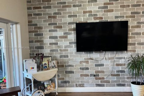 Casa en venta en Miami, Florida, 3 dormitorios, 133.5 m2 № 2042360 - foto 11