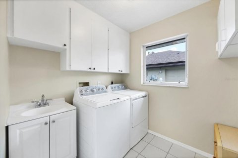 Casa en venta en Rotonda, Florida, 4 dormitorios, 242.38 m2 № 1888441 - foto 25