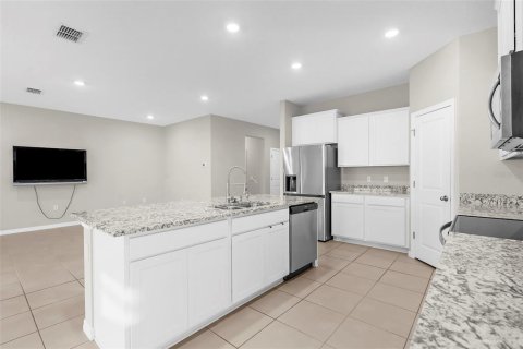 Casa en alquiler en Bradenton, Florida, 4 dormitorios, 189.99 m2 № 1914852 - foto 21