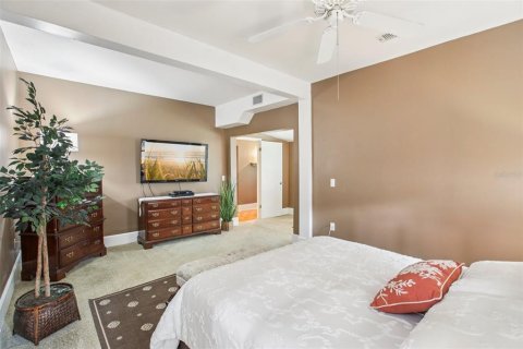 Villa ou maison à vendre à Saint Petersburg, Floride: 4 chambres, 224.73 m2 № 1912069 - photo 24