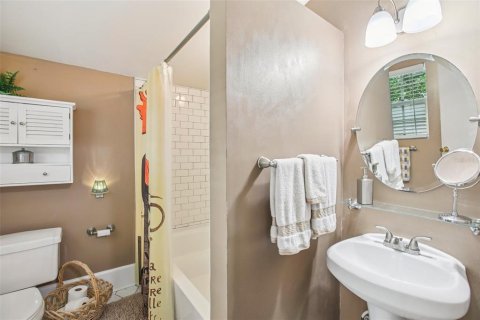 Villa ou maison à vendre à Saint Petersburg, Floride: 4 chambres, 224.73 m2 № 1912069 - photo 27