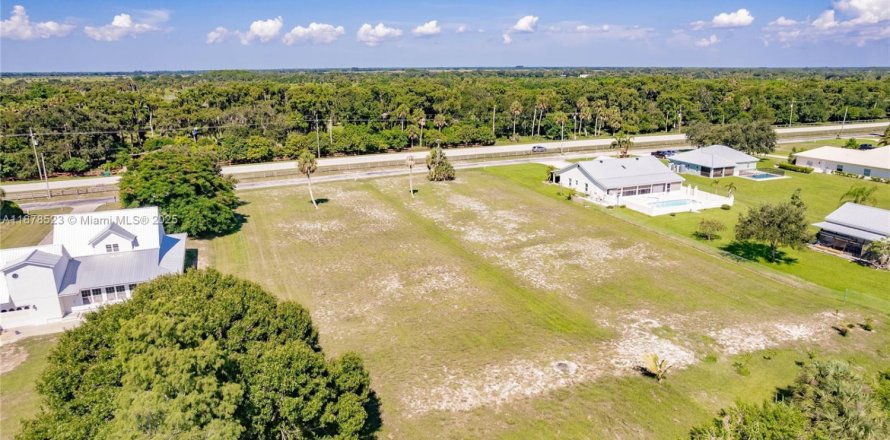 Земельный участок в Окичоби, Флорида № 1928789