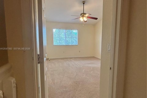 Touwnhouse à louer à Miramar, Floride: 2 chambres, 96.34 m2 № 2274311 - photo 16
