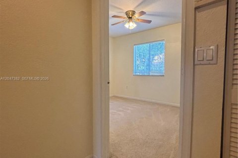 Touwnhouse à louer à Miramar, Floride: 2 chambres, 96.34 m2 № 2274311 - photo 14