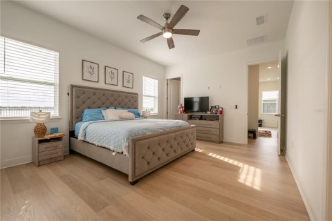 Casa en venta en Orlando, Florida, 5 dormitorios, 284.28 m2 № 2208283 - foto 18