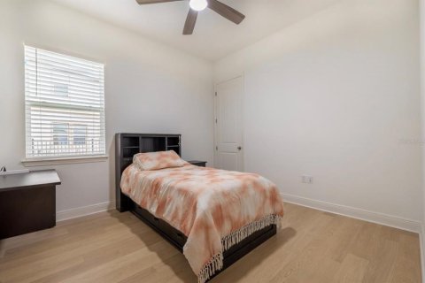 Casa en venta en Orlando, Florida, 5 dormitorios, 284.28 m2 № 2208283 - foto 26