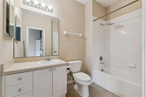 Touwnhouse à vendre à Winter Springs, Floride: 2 chambres, 144.74 m2 № 2373163 - photo 21
