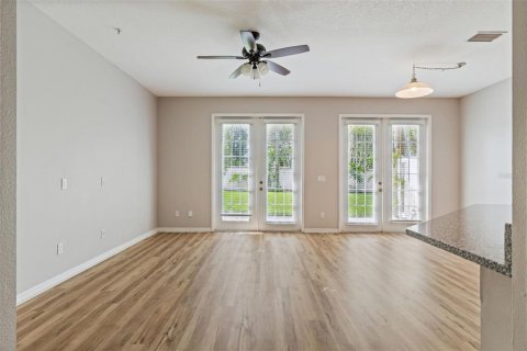 Touwnhouse à vendre à Winter Springs, Floride: 2 chambres, 144.74 m2 № 2373163 - photo 7