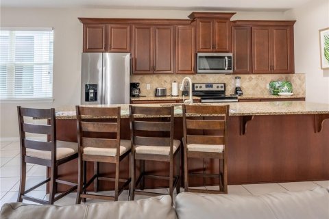 Casa en venta en Kissimmee, Florida, 6 dormitorios, 277.5 m2 № 1750826 - foto 15
