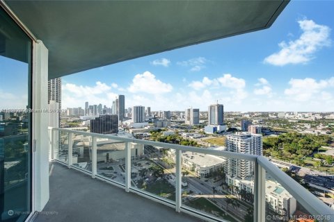 Купить кондоминиум в Майами, Флорида 2 спальни, 107.95м2, № 1694972 - фото 12