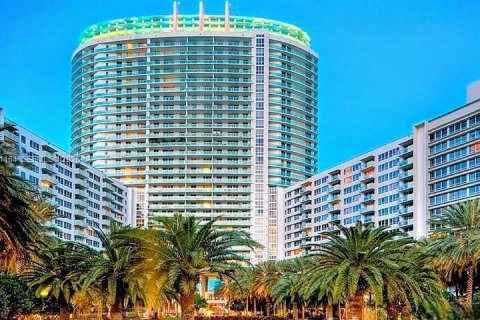 Condominio en alquiler en Miami Beach, Florida, 1 dormitorio, 68.47 m2 № 2055564 - foto 15