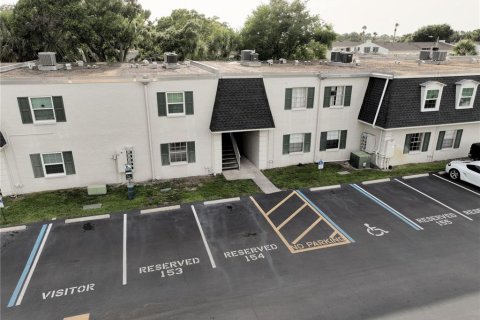 Condominio en alquiler en Tampa, Florida, 1 dormitorio, 70.61 m2 № 1784966 - foto 1