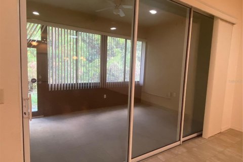 House in Winter Haven, Florida 2 bedrooms, 114.36 sq.m. № 1446775 - photo 27