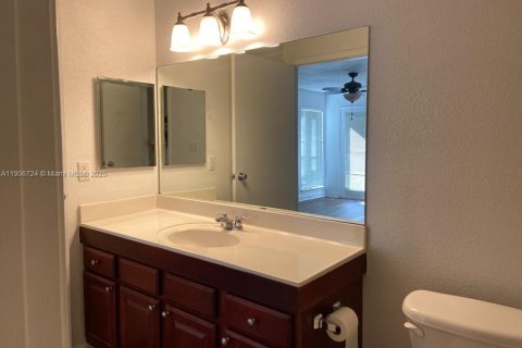 Copropriété à louer à Coral Springs, Floride: 1 chambre, 88.26 m2 № 1964532 - photo 9