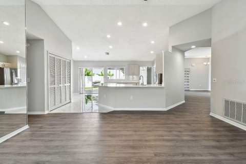 Casa en venta en Tarpon Springs, Florida, 4 dormitorios, 194.54 m2 № 2121951 - foto 25
