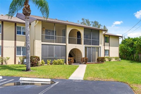 Condo in Greenacres, Florida, 2 bedrooms  № 1678676 - photo 24