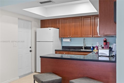 Immobilier commercial à vendre à Pompano Beach, Floride: 211.82 m2 № 2066282 - photo 14